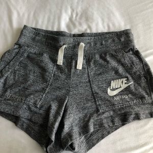 gray nike shorts with pockets